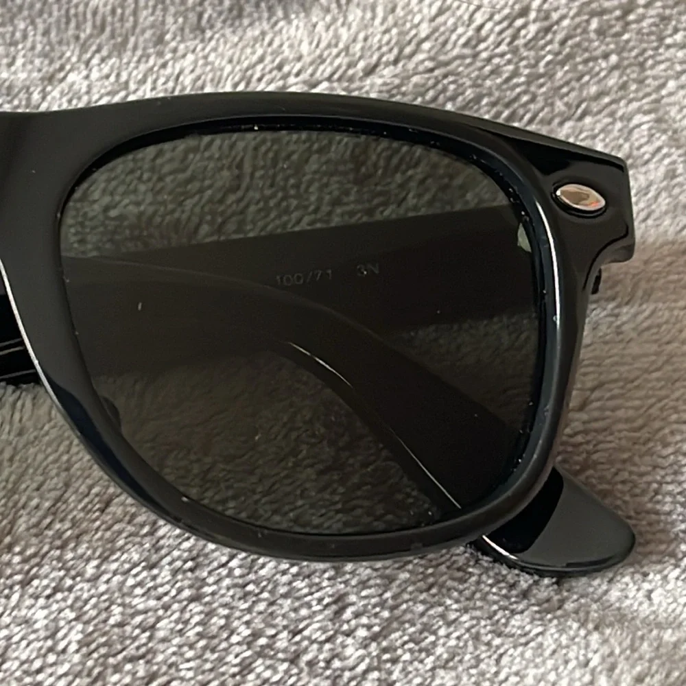 KIDS Ray-Ban SUNGLASSES